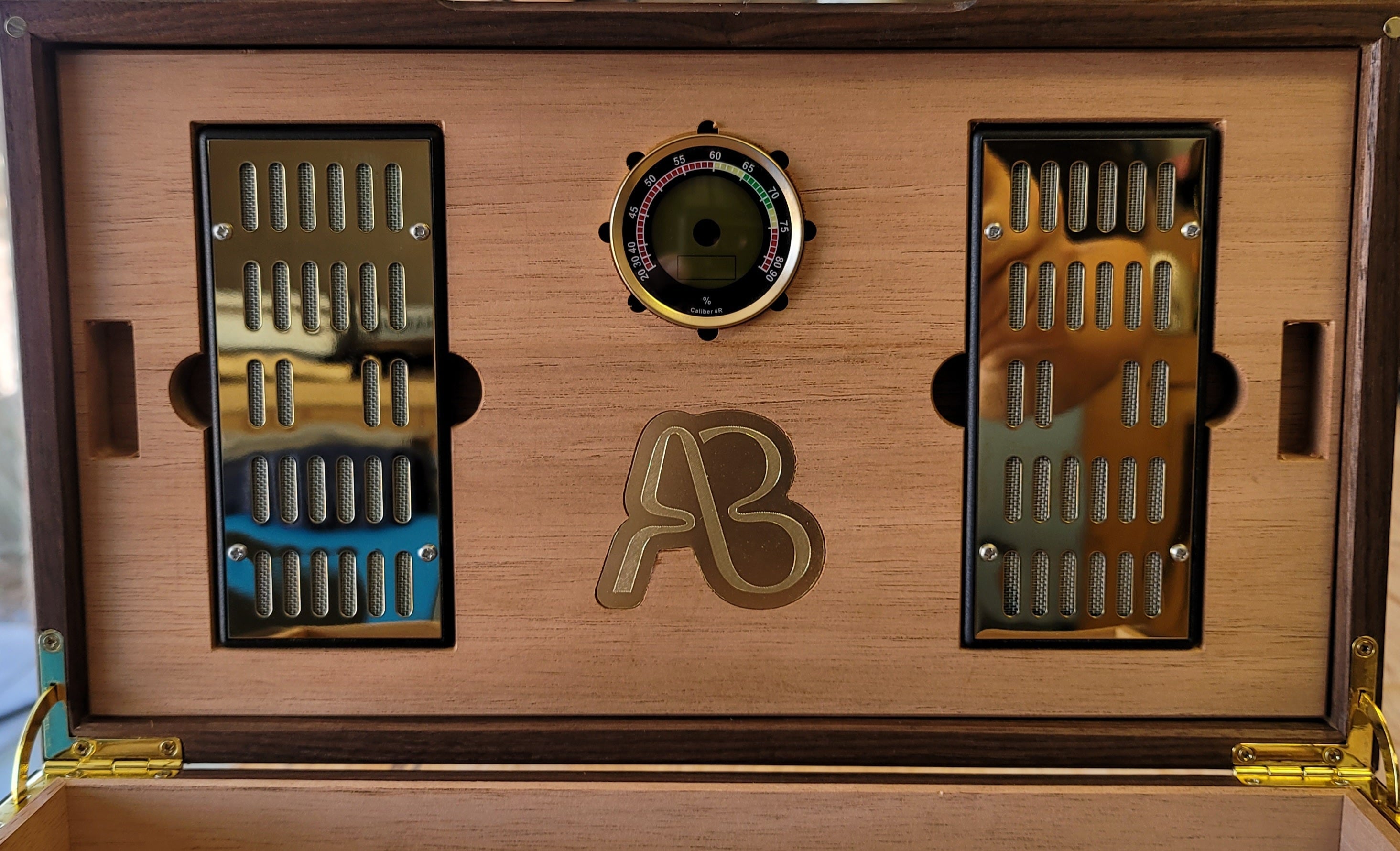 Cigar Humidor - Black Walnut with Spanish Cedar Lining - 80 Capacity