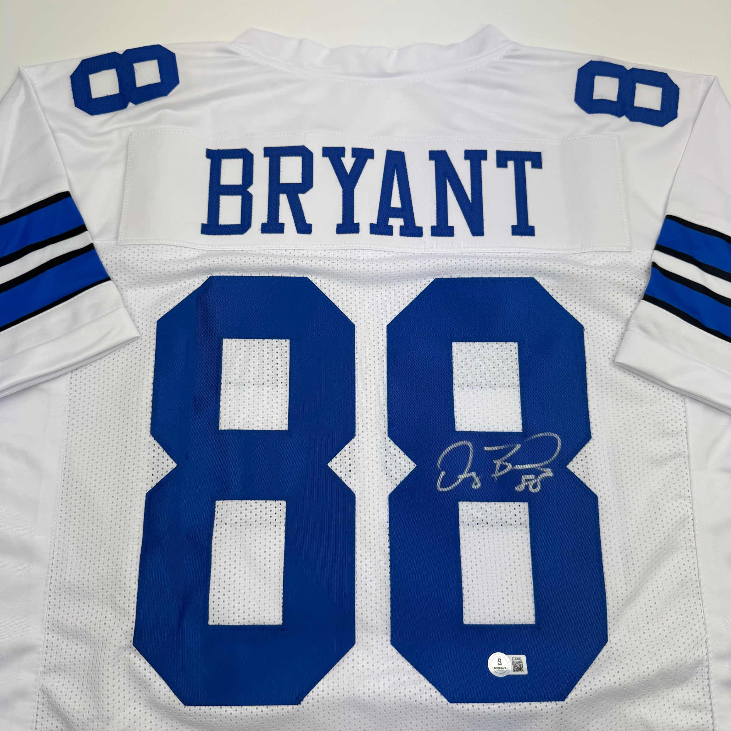 Autographed/Signed Dez Bryant Dallas White Football Jersey Beckett BAS COA