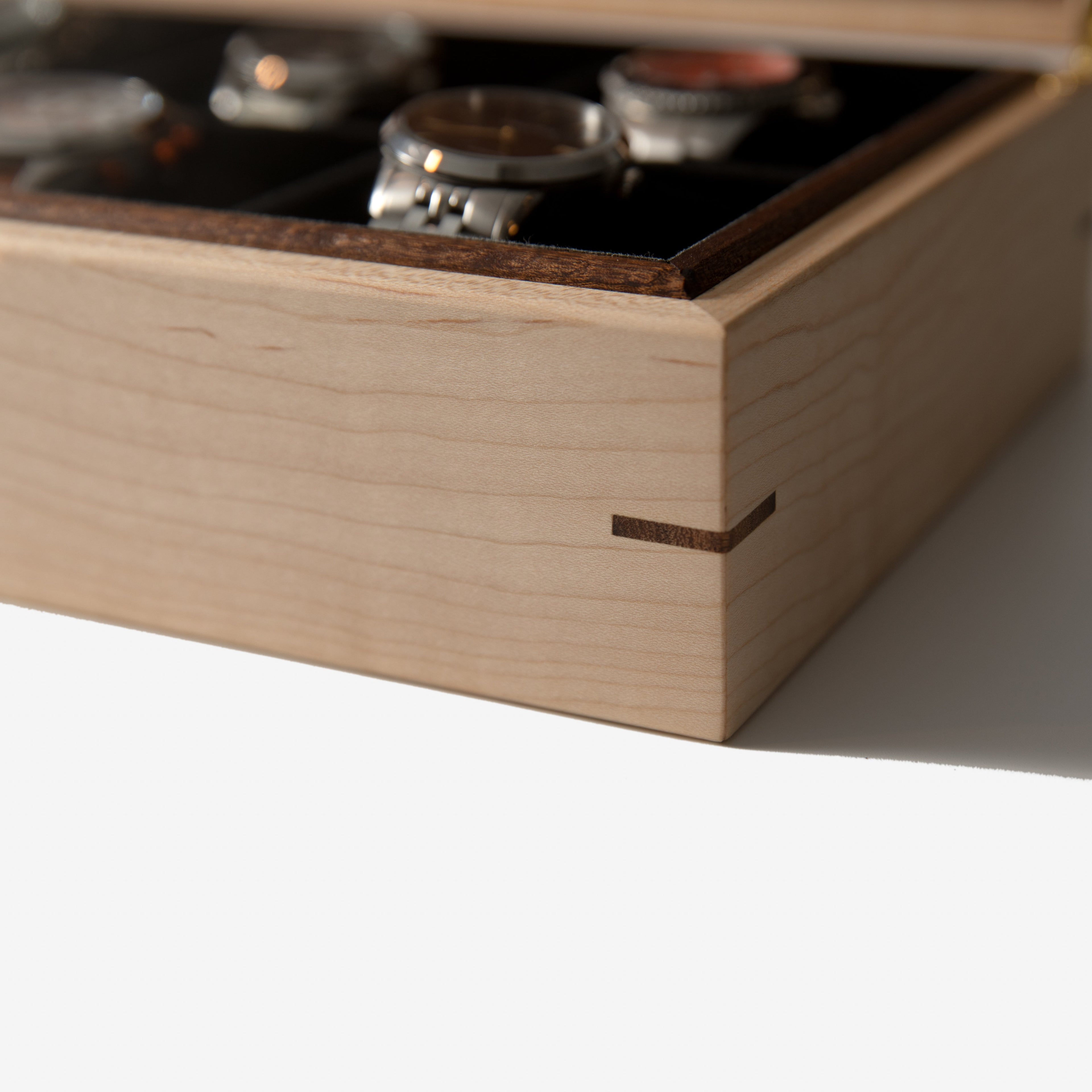 Watch Box - Curly Maple and Sapele Mahogany - 8 Watch Compartments